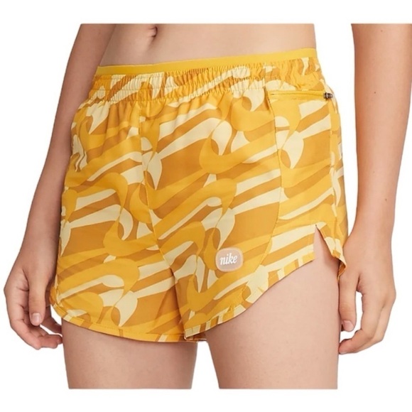 Nike Dri-Fit Size Medium Yellow Clash Tempo Shorts. - Picture 1 of 7